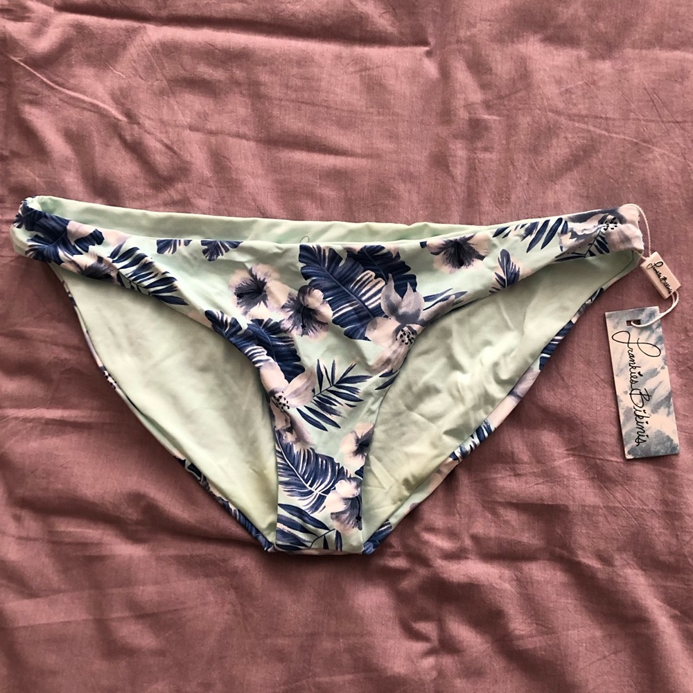 Frankie’s Bikinis Charlie Bottom in Hawaiian Mist